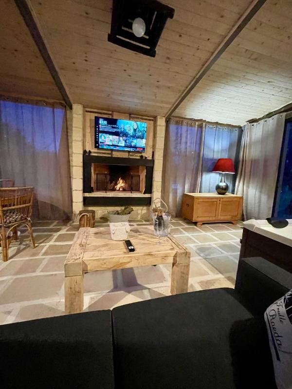 19th century Trullo Raeda in the middle of nature