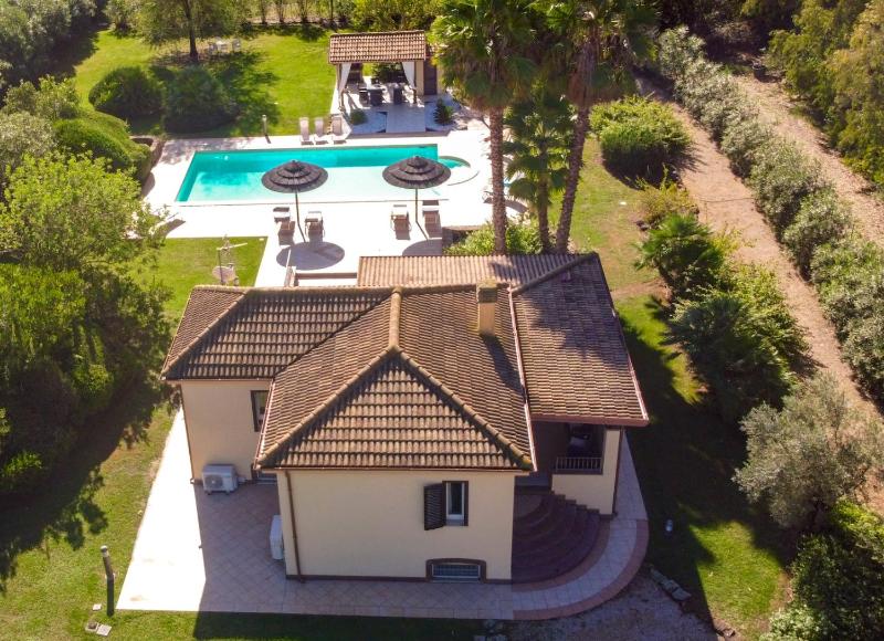 Alghero Villa Morena with exclusive swimming pool and large garden