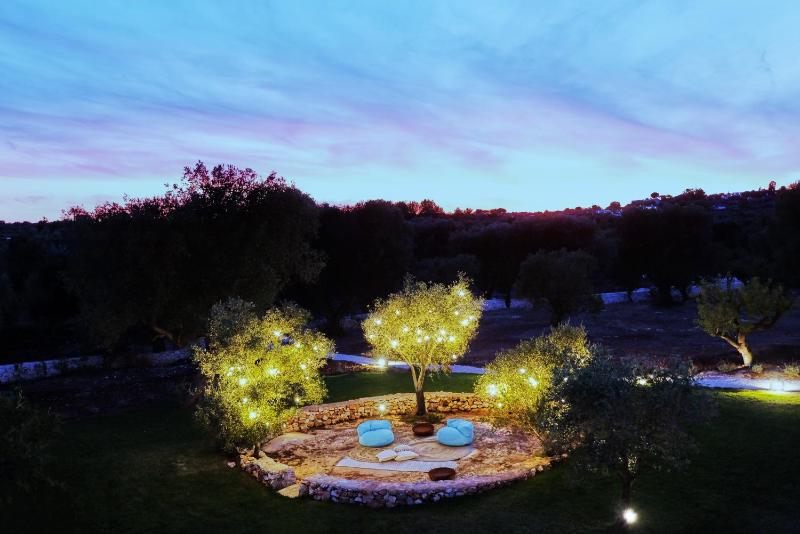 Alma Apulia " Italian Dolce Vita"