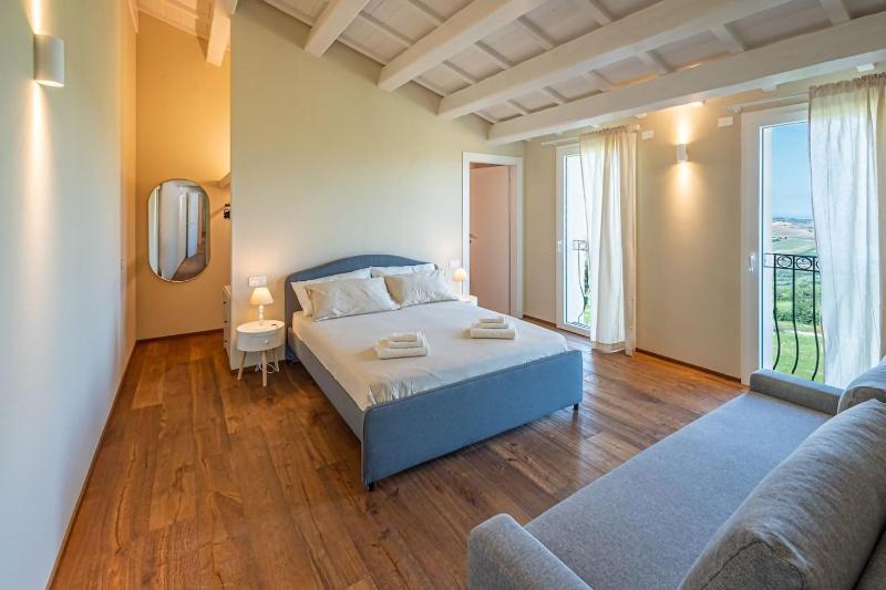 Almifiole Holiday Home