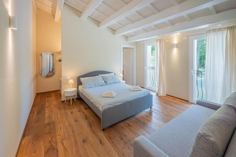 Almifiole Holiday Home