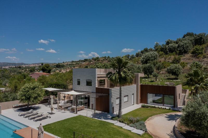 Altamira - Luxury Villa con piscina a Noto