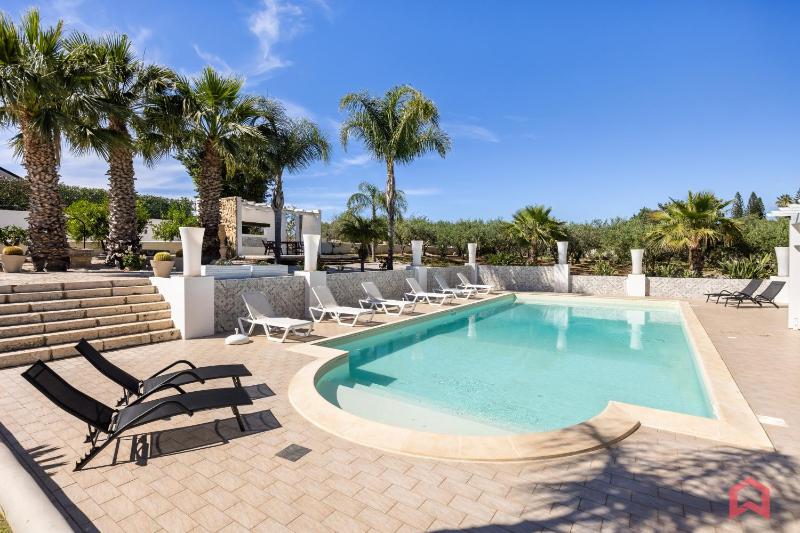 Amazing Villa with pool & Jacuzzi
