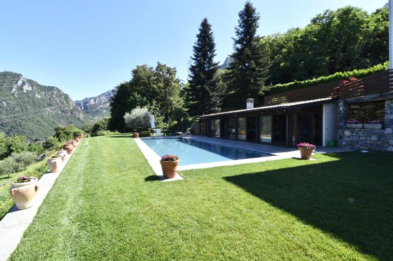 ANGEL'S VILLA - Panoramic LAKE VIEW