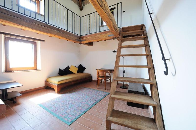 Antico Casale in pietra con Piscina privata