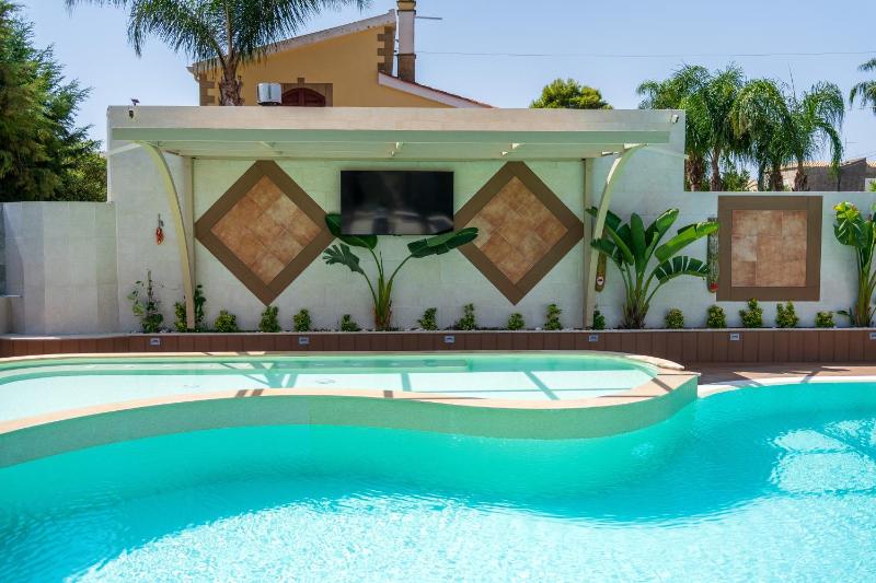 Aqua Suites Doria