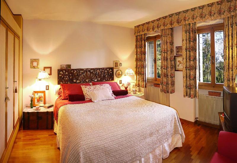 Asolo hills La Cimetta chic villa with pool