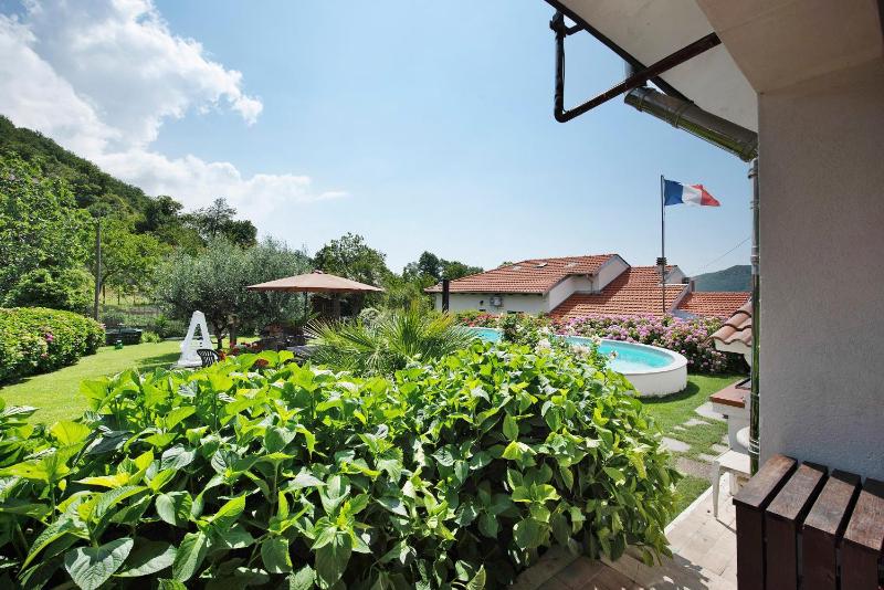 Barcollo House - Piscina nel verde