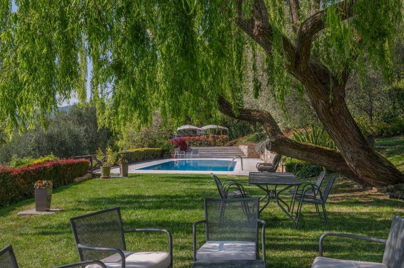 Beautiful villa with private garden and pool