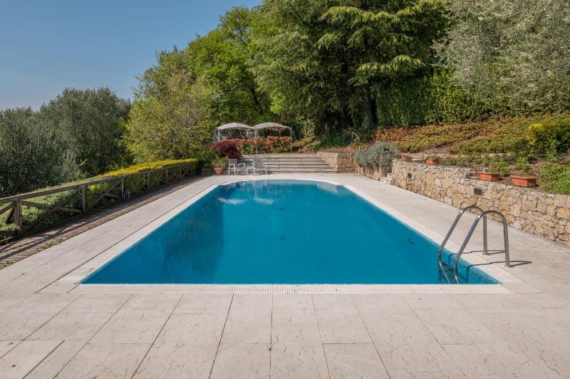 Beautiful villa with private garden and pool