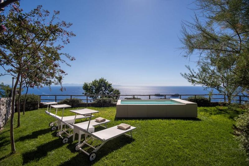 Belvedere delle Sirene with Views Pool and Guest Services by Feeling Italy