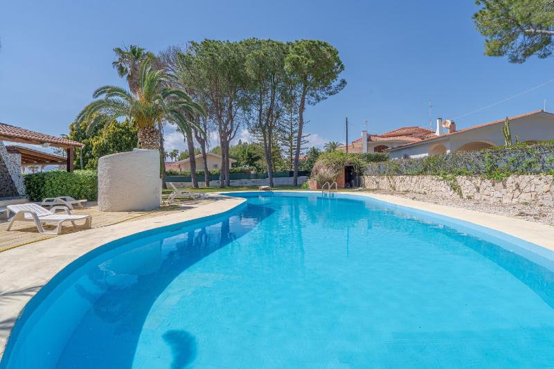 Bes Beach - Villa con piscina