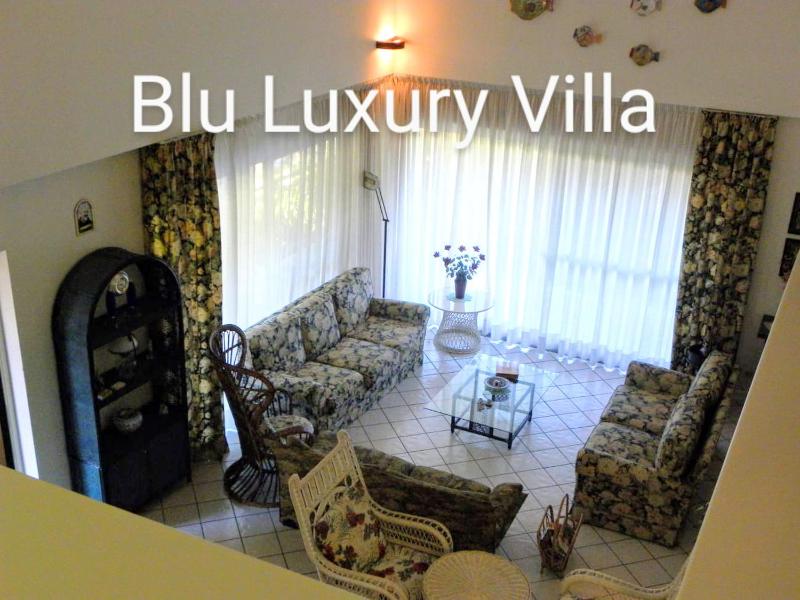 Blu Luxury Villa