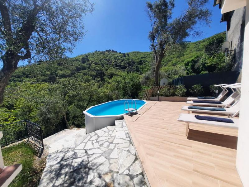 "Blue Villa" with private pool,BBQ in Andora