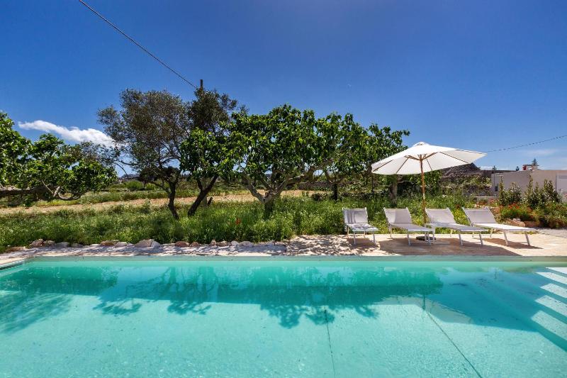 Brunaldi Trulli by Perle di Puglia