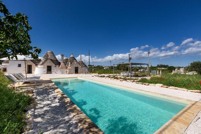 Brunaldi Trulli by Perle di Puglia