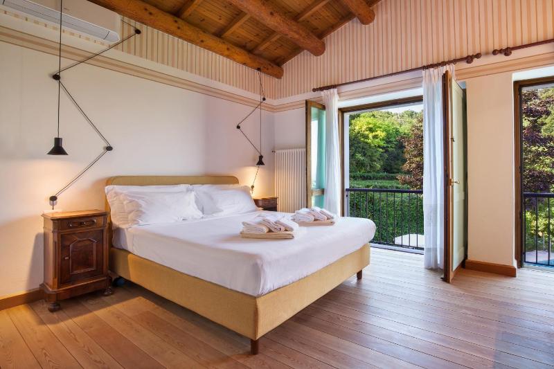 Cà Cantoni With Pool