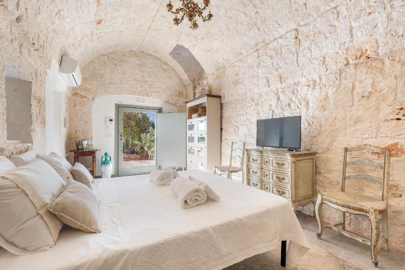 Ca` della Roccia by Perle di Puglia