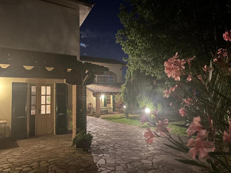 Ca' San Lorenzo - Villa panoramica con piscina - Vignale Monferrato