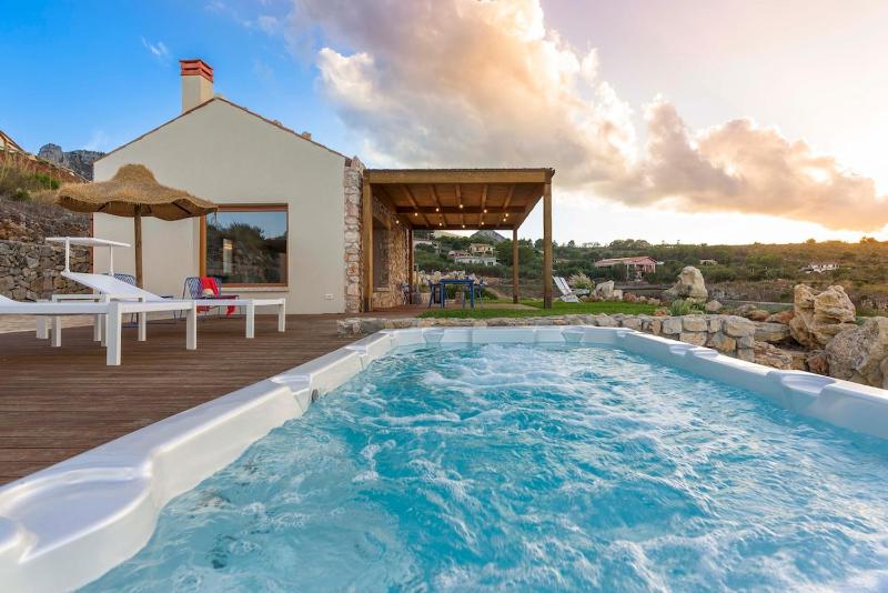 Cala Bianca Villas