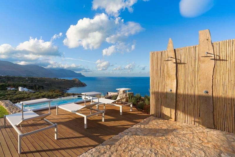 Cala Bianca Villas