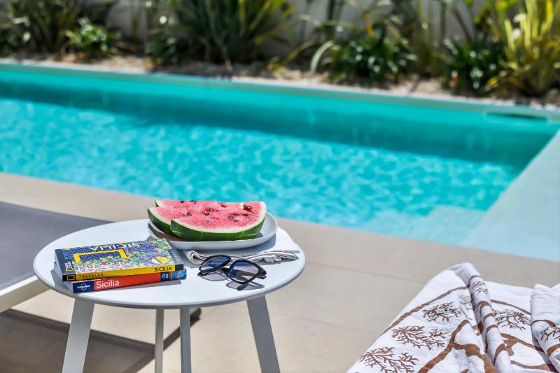 CASA BLANCA VILLA Exclusive with Private Pool