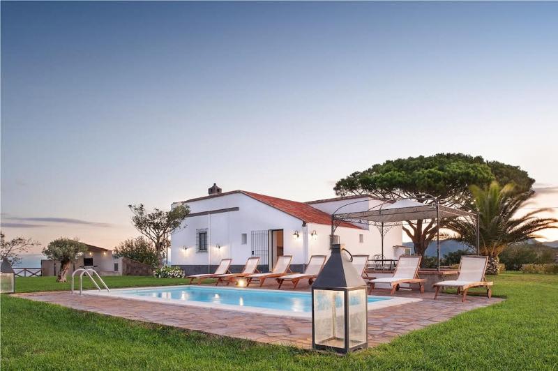 Casa del Capitano with Heated Pool, Views and Concierge by Feeling Italy