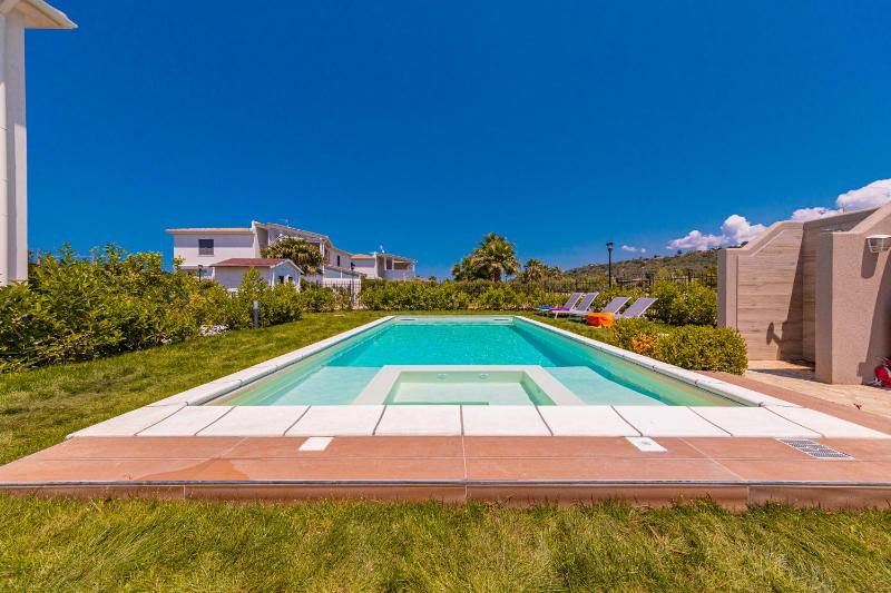 Casa Limiuni