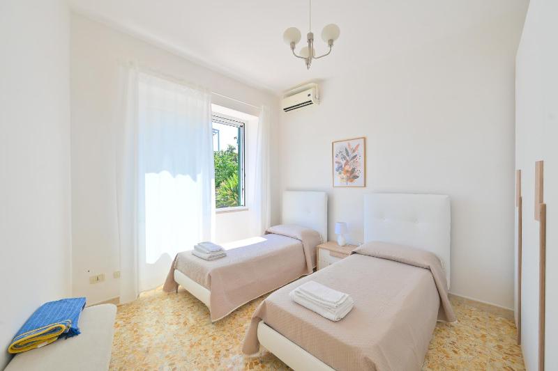 Casa vacanza Ischia Villa Maddalena con Piscina, Giardino e Posto Auto - 6 posti letto