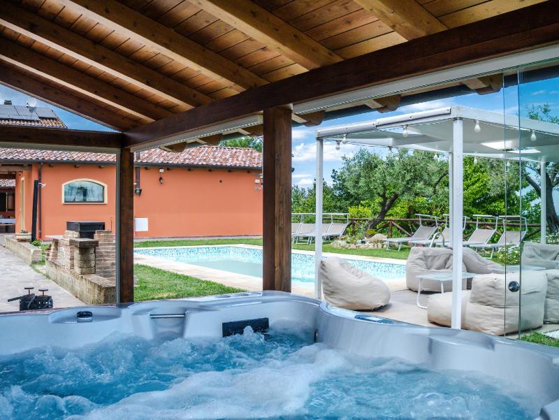 Casal Tartàn - Private Villa with SPA & Pool