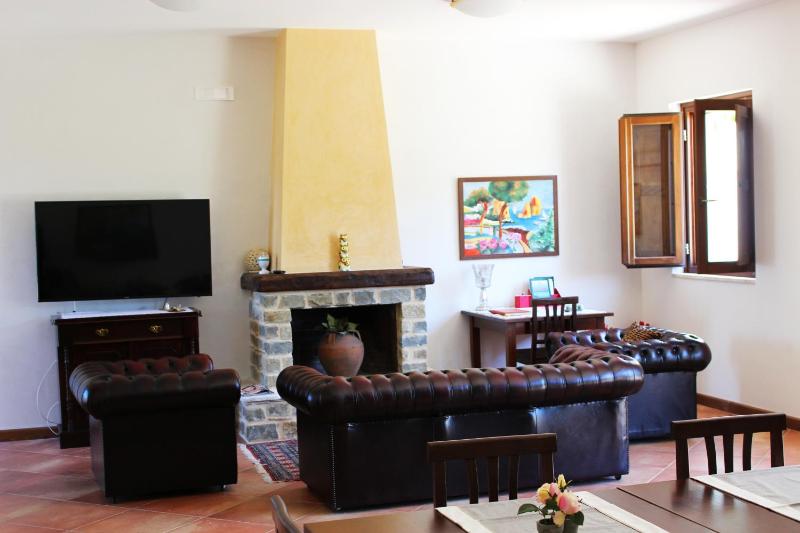 Casale Acquaviva with private pool