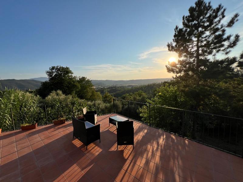 Casale Delle Querce farmhouse in Giove Umbria with pool