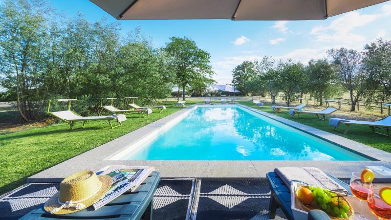 CASALE DELL'OASI 12, Emma Villas