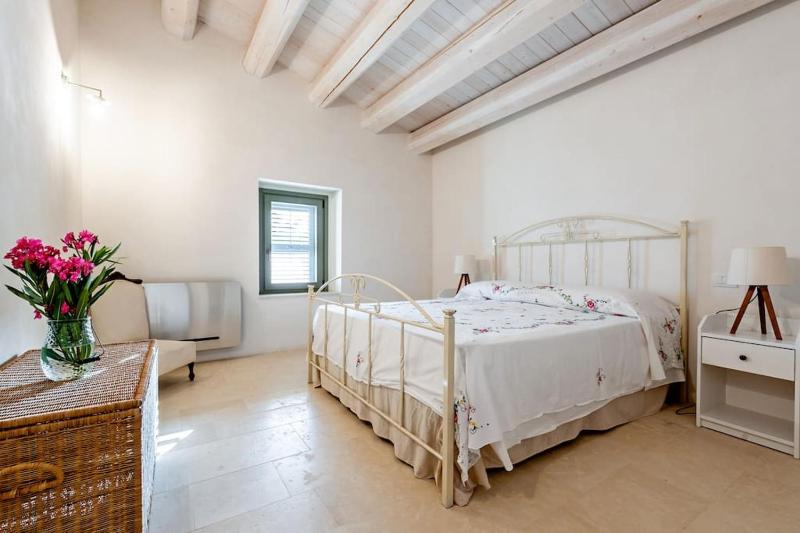 Casale Donna Costanza