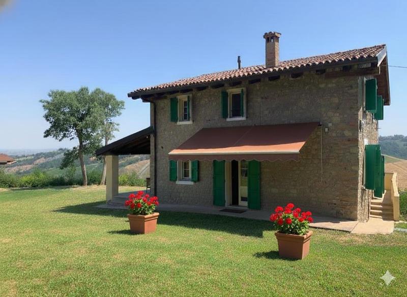 Casale IL SAMBUCO sui colli bolognesi
