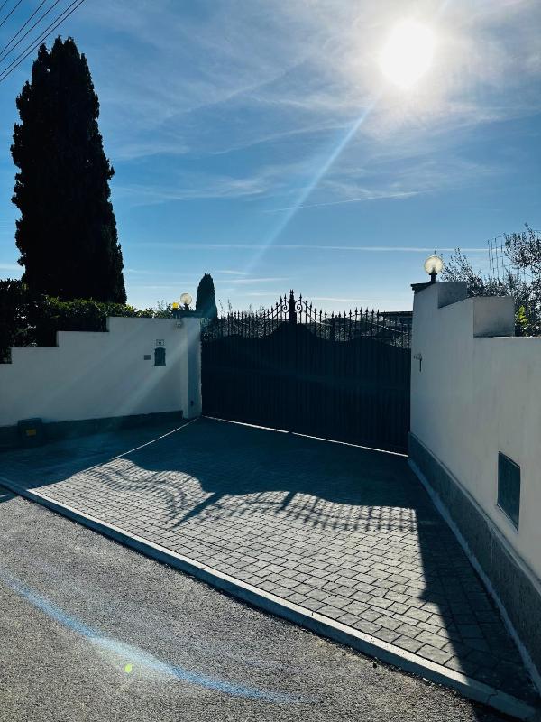 Chanel Garden Relaxation Home