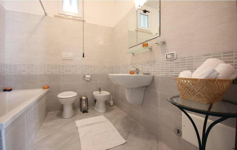 Comfortable and spacious villa - Baia Domizia