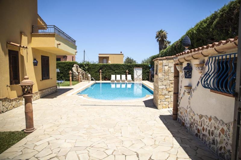 Dimora Fanale, Villa Esclusiva con Piscina Privata - Fanale Rentals