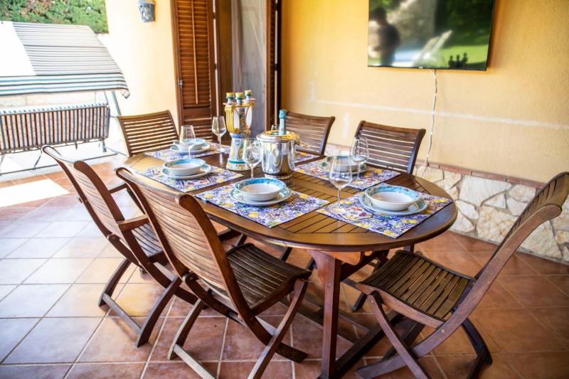 Dimora Fanale, Villa Esclusiva con Piscina Privata - Fanale Rentals