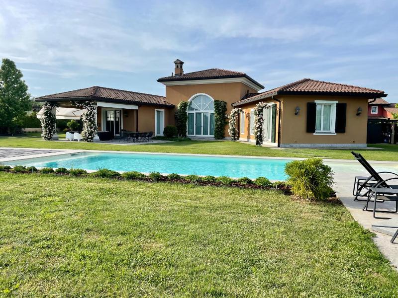 Front Row Golf Villa Bogogno