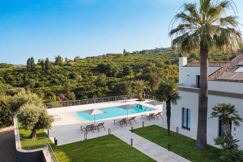 Gianos Villa