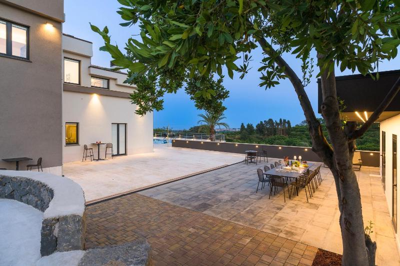 Gianos Villa