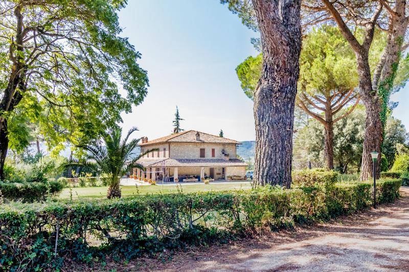 Gorgeous 2-storey villa with a large private pool