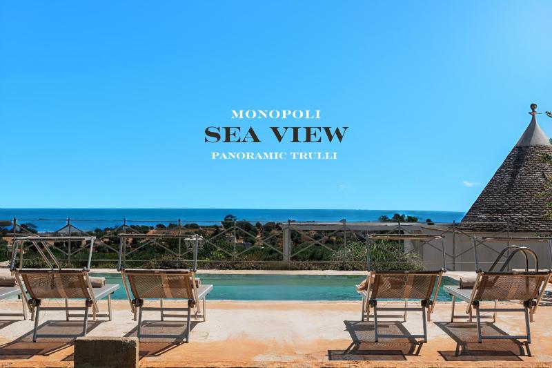 HelloApulia Blu Ocean - Panoramic Trulli with Sea view, Private Pool and Garden - Monopoli