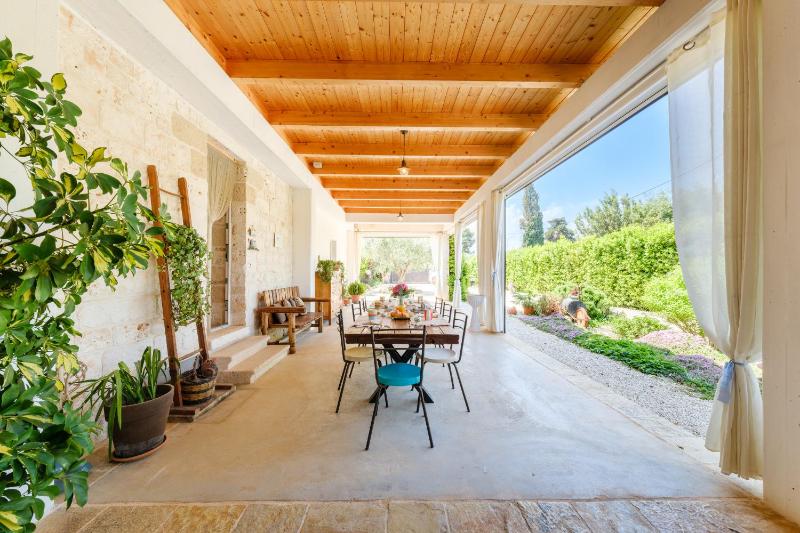 HelloAPULIA - Dimora Lamioni with private pool