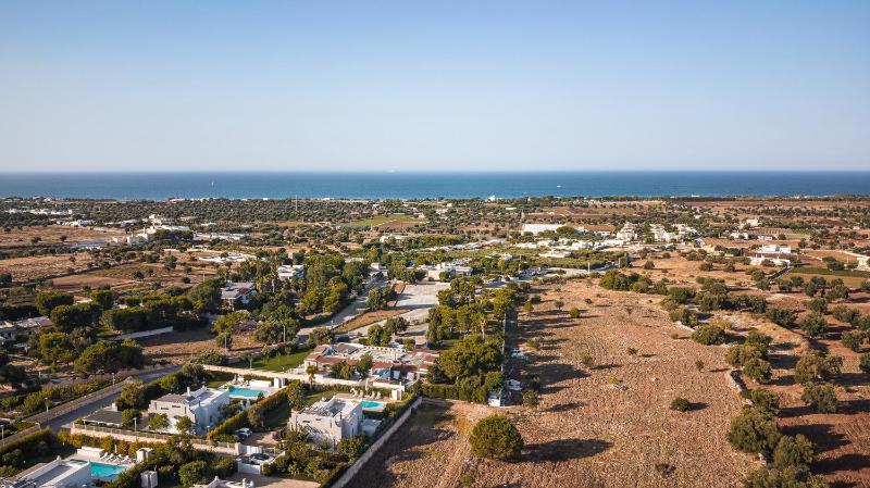 HelloAPULIA Monopoli - Villa Capitolo - Pool, Outdoor Kitchen & Top Beach