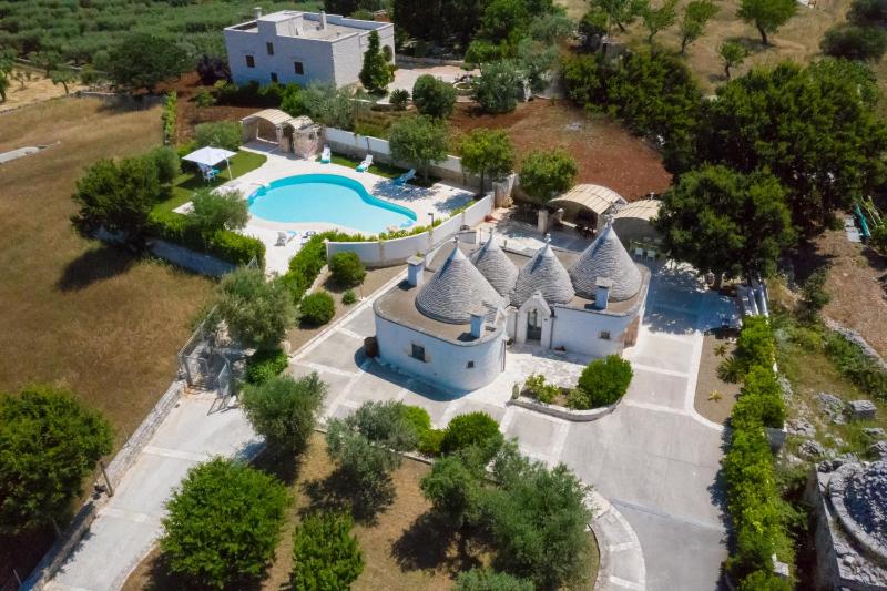 HelloApulia Trulli Albapetra