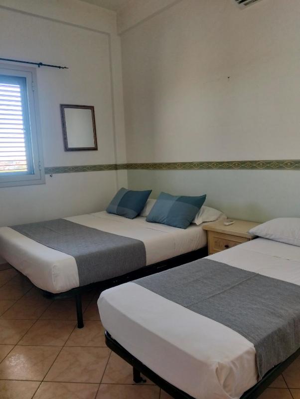 HOME 65 Seafront With Private Pool