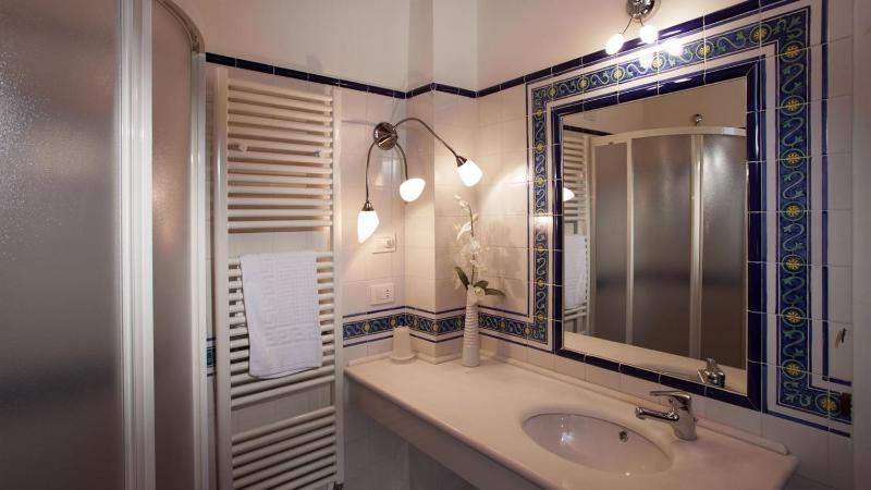 IL BORGO 16, Emma Villas