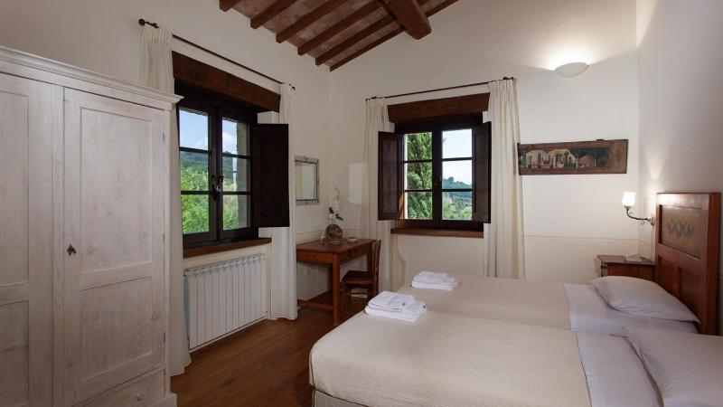 IL BORGO 16, Emma Villas